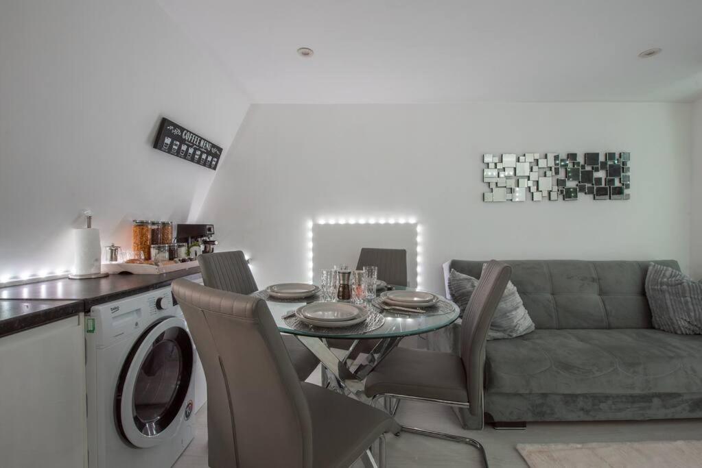 Parade Gardens Boutique Apartments- Central, Grade I Listed, 4K Tvs, Hidden Views バース エクステリア 写真