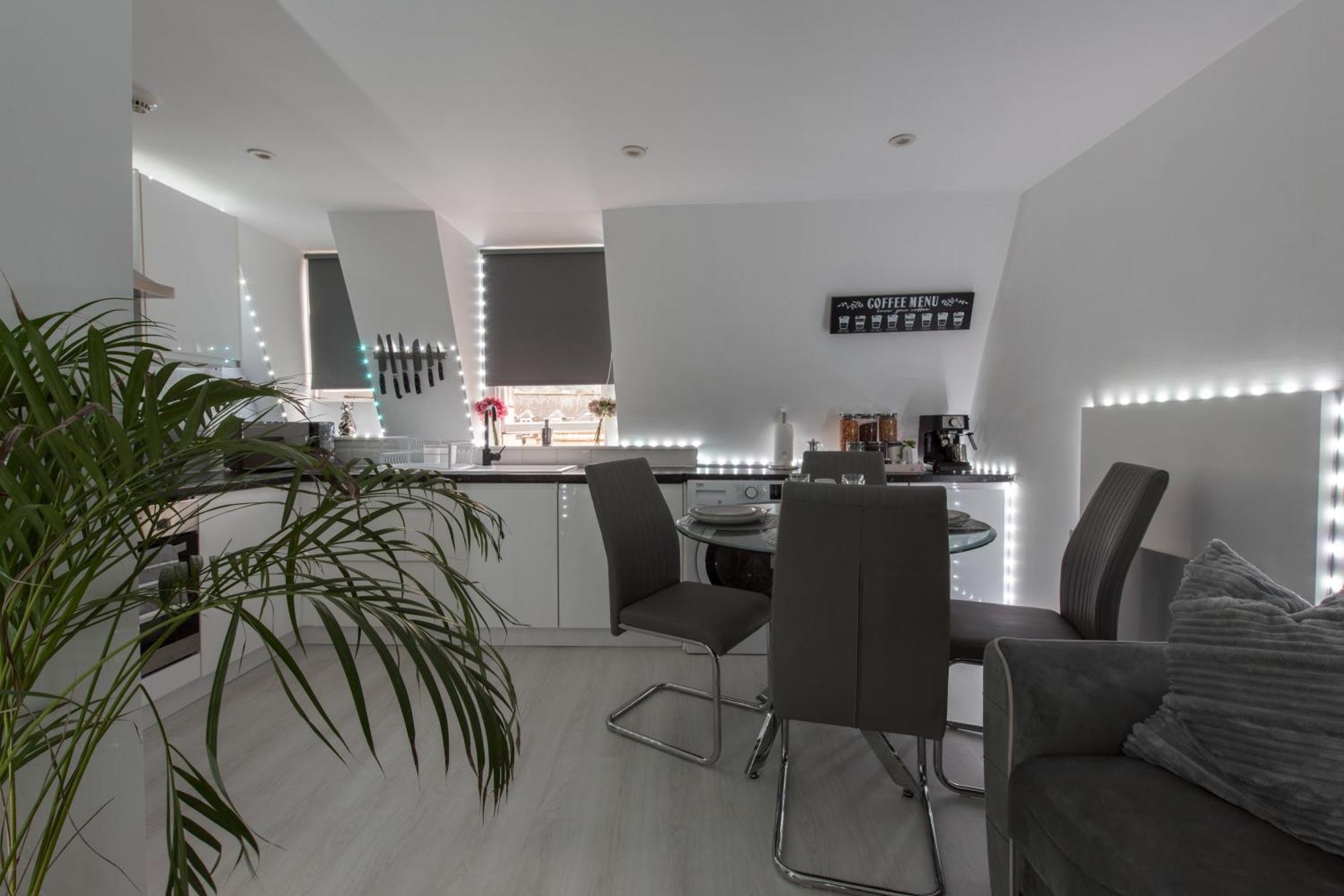 Parade Gardens Boutique Apartments- Central, Grade I Listed, 4K Tvs, Hidden Views バース エクステリア 写真
